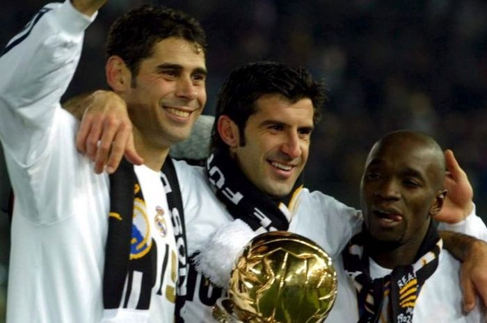Ekspresi Fernando Hierro, Luis Figo, dan Claude Makelele usai mengantarkan Real Madrid mengalahkan Club Olimpia di Piala Interkontinental 2002.