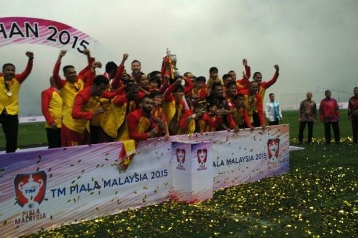 Selangor FC merayakan kemenangan di final Piala Malaysia 2015 kontra Kedah pada Sabtu (12/12/2015).