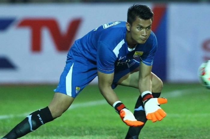 Kiper Mitra Kukar, Shahar Ginanjar, berlatih ketika masih memperkuat Persib Bandung.