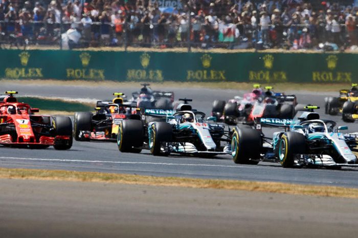 Lewis Hamilton saat balapan GP Inggris di Sirkuit Silverstone, Inggris, Minggu (8/7/2018).