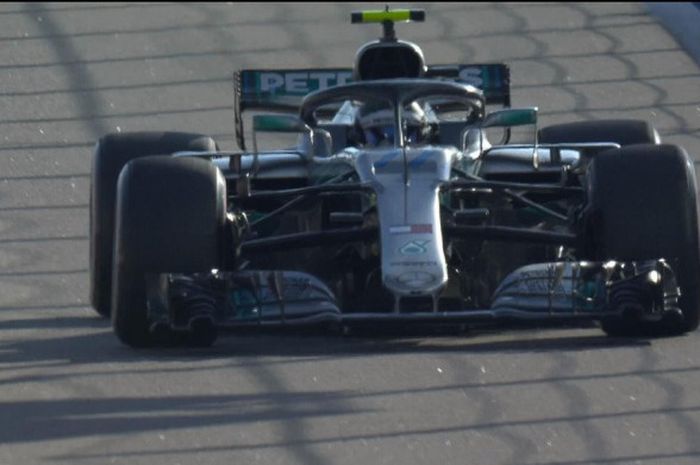Valtteri Bottas (Mercedes) saat mengikuti sesi kualifikasi F1 GP Rusia 2018 yang berlangsung di Soch