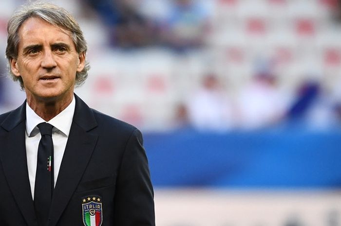 Ekspresi pelatih Italia, Roberto Mancini, sebelum dimulainya laga persahabatan melawan Prancis di Stadion Allianz Riviera, Nice, Prancis pada 1 Juni 2018.