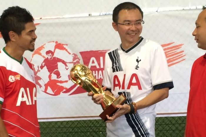 Bambang Pamungkas bersama Lim Chet Ming dan Ricky Nelson di Kuningan Village Futsal, Jakarta, Rabu (2/3/2016)