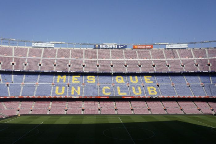 Stadion Camp Nou tengah dipersiapkan untuk laga akbar Barcelona melawan Real Madrid, Kamis (25/10/