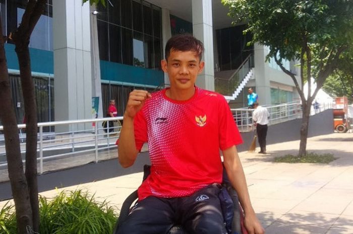 Atlet tenis meja disabilitas Indonesia, Yayang Gunaya, berpose seusai menjalani laga perdana Asian Para Games 2018, di Ecovention Ancol, Jakarta, Sabtu (6/10/2018).