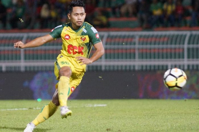  Andik Vermansah beraksi saat membela Kedah FA kontra Kuala Lumpur FA pada pekan ke-16 Liga Super Malaysia 2018 di Stadion Darul Aman, Alor Setar, 20 Juni 2018.         