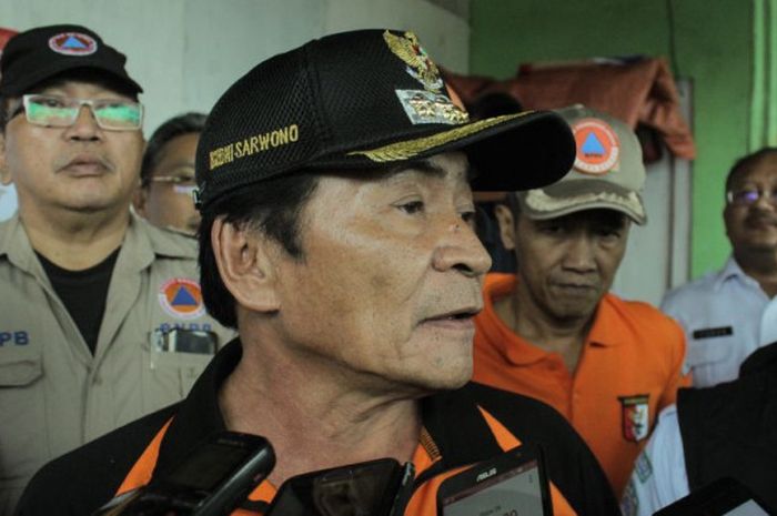 Bupati Banjarnegara, Budhi Sarwono, memutuskan mundur dari jabatannya sebagai Asosiasi Kabupaten Persatuan Sepak Bola Seluruh Indonesia (Askab PSSI) Banjarnegara