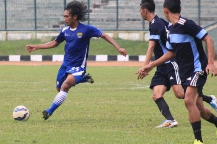 Gelandang Hariono ini ingin membawa Persib jadi yang terbaik di Piala Bhayangkara 2016 demi bobotoh.