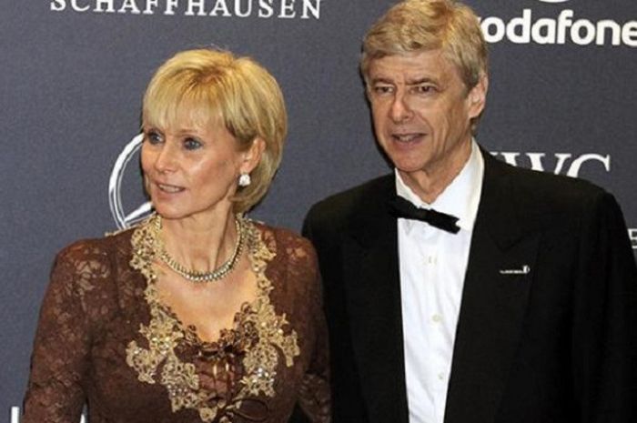  Arsene Wenger dan mantan istrinya, Annie Brosterhous. 