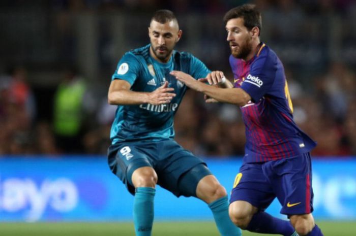 Real madrid menggunakan jersey ke-3 di leg pertama Piala Super Spanyol 2017