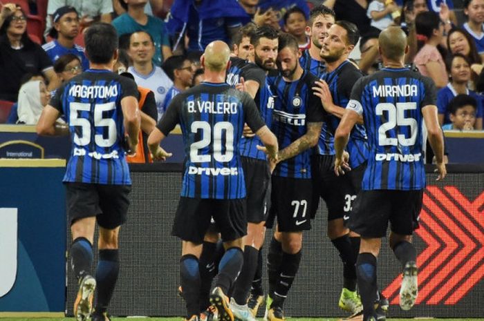 Para pemain Inter Milan merayakan gol Stevan Jovetic ke gawang Chelsea pada partai International Champions Cup (2017) di Stadion Nasional Singapura, 29 Juli 2017.