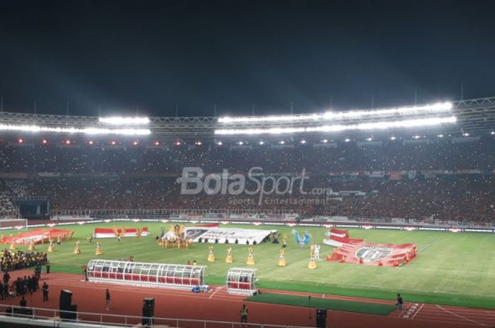 Suasana menjelang final Piala Presiden 2018 di Stadion Utama Gelora Bung Karno, Sabtu (17/2/2018) 