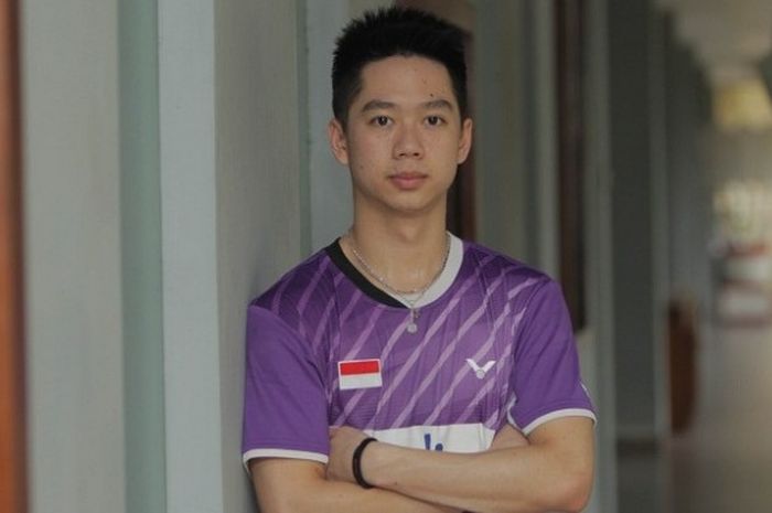  Pemain ganda putra Indonesia, Kevin Sanjaya Sukamuljo, berpose di pelatnas bulu tangkis Cipayung, J