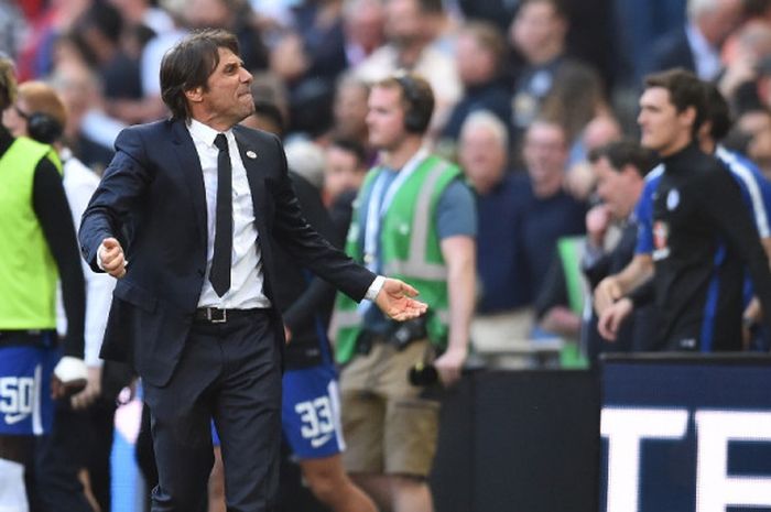  Ekspresi pelatih Chelsea, Antonio Conte, seusai timnya mengalahkan Manchester United dalam laga final Piala FA di Stadion Wembley, London, Inggris pada 19 Mei 2018. 