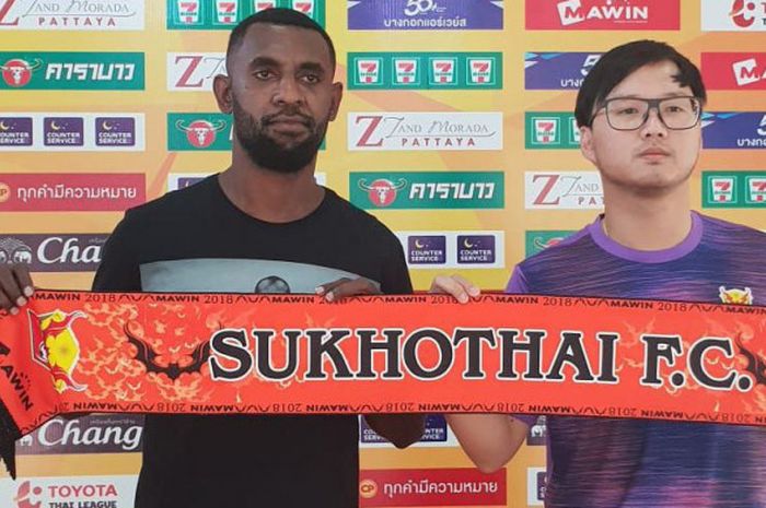 Yanto Basna, telah resmi menentukan pelabuhan barunya pada musim depan. Pada Jumat (30/11/2018), ia resmi bergabung bersama klub Thailand, Sukhotai FC.