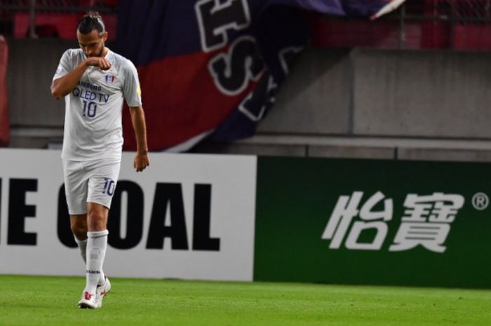 Ekspresi penyerang Suwon Bluewings, Dejan Damjanovic saat timnya dijamu Kashima Antlers pada leg pertama semifinal Liga Champions Asia 2018 di Stadion Kashima Soccer, 3 Oktober 2019. 