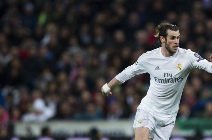 Gareth Bale terlihat tengah mengendalikan bola pada saat laga UEFA Europe Champions, putaran ke 16, leg kedua antara Real Madrid dan AS Roma di Estadio Santiago Bernabeu tanggal 8 Maret 2016, Madrid, Spanyol. 