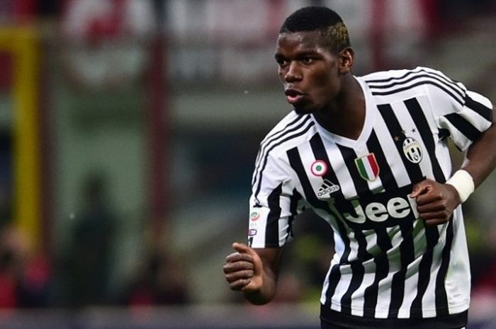  Gelandang Juventus, Paul Pogba, melakukan selebrasi usai membobol gawang AC Milan dalam lanjutan laga Serie A di Stadion San Siro, Sabtu (9/4/2016) waktu setempat. 