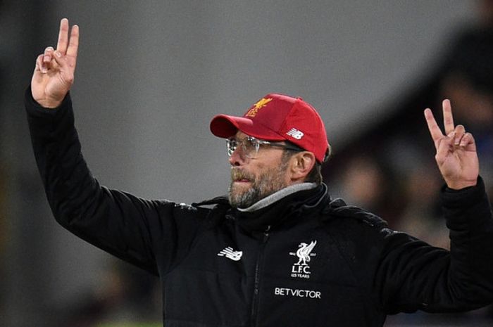   Reaksi manajer Liverpool FC, Juergen Klopp, dalam laga Liga Inggris kontra Burnley di Stadion Turf Moor, Burnley, pada 1 Januari 2018.  