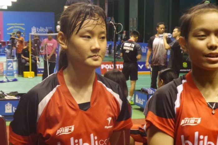 Ganda putri Indonesia, Agatha Imanuela (kiri) dan Siti Fadia Silva Ramadhanti, berpose usai memastikan diri lolos ke final kategori U-17 turnamen Blibli.com Badminton Asia U17 & U15 Junior Championships 2016 di GOR Jati, Kudus, Jawa Tengah, Sabtu (8/10/2016).