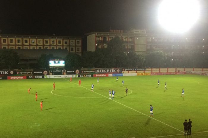 Persija Jakarta versus Persib Bandung di Stadion PTIK, Jakarta, Sabtu (30/6/2018).