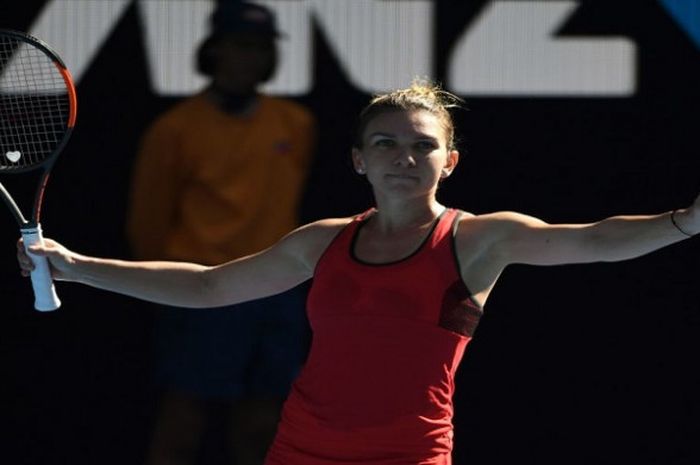 Selebrasi Simona Halep usai memenangi laga perempat final Australian Open 2018 kontra Karolina Pliskova yang digelar Rabu (25/1/2018).