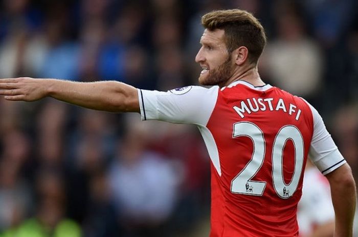 Aksi Skhodran Mustafi dalam laga Premier League antara Hull City dan Arsenal di KCOM Stadium, Hull, Inggris, 17 September 2016. 