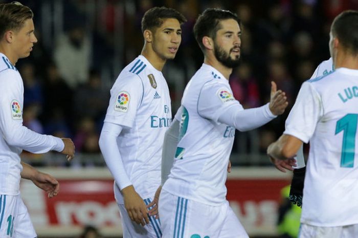 Gelandang Real Madrid, Isco Alarcon, merayakan gol ke gawang Numancia dalam partai Copa del Rey, 4 Januari 2018.