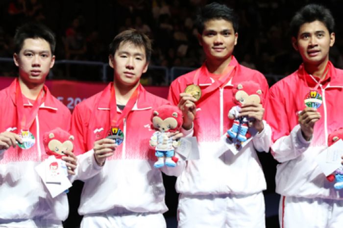  Dari kiri, Kevin Sanjaya, Marcus Fernaldi Gideon, Ricky Karandasuwardi, dan angga Pratama pada SEA Games 2015. 