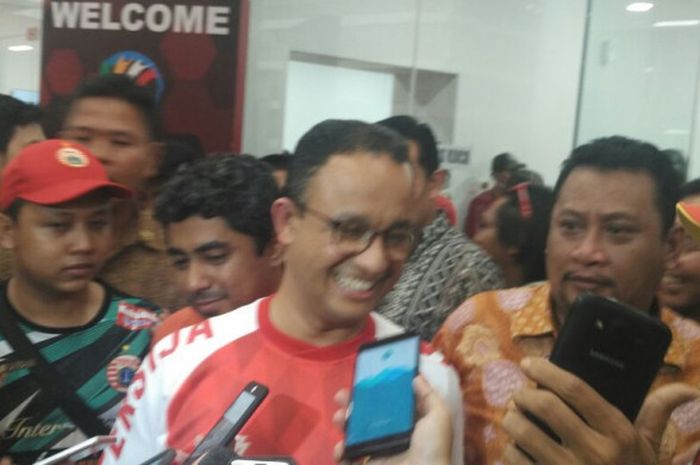 Gubernur DKI Jakarta, Anies Baswedan, memberikan jaminan menjelang laga Persija Jakarta melawan Mitra Kukar pada pekan ke-34 Liga 1 2018 di SUGBK.