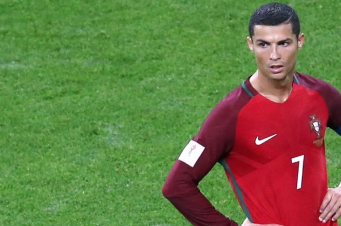 Reaksi Cristiano Ronaldo dalam partai semifinal Piala Konfederasi antara Portugal lawan Cile di Kazan Arena, Rusia, 28 Juni 2017.