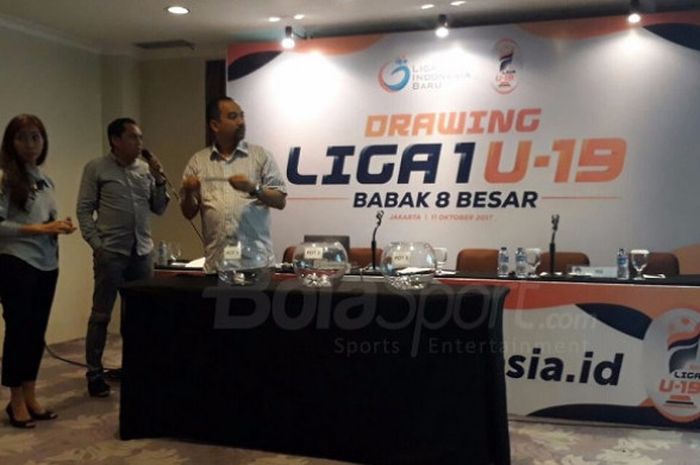 Drawing Liga 1 U-19 menentukan Persib Bandung U-19 dan Bali United U-19 sebagai tuan rumah babak delapan besar, draing dilakukan di Hotel Royal Kuningan, Jakarta Selatan, Rabu (11/10/2017).