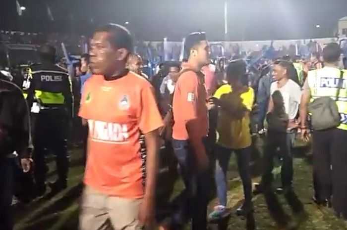 Final Liga 3 El Tari Memorial Cup 2017 yang mempertemukan antara tuan rumah Perse Ende melawan PSN Ngada di Stadion Marilonga Ende, Rabu (9/8/2017) berakhir ricuh.