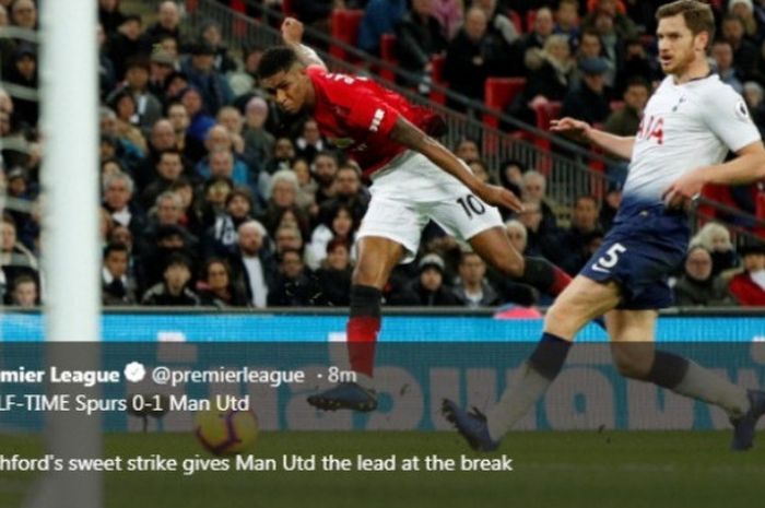 Striker Manchester United, Marcus Rashford, menjebol gawang Tottenham Hotspur dalam partai Liga Inggris di Stadion Wembley, Minggu (13/1/2019)