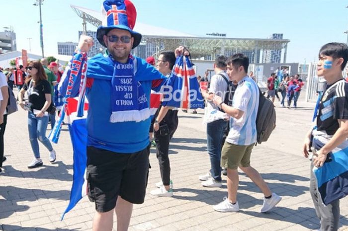 Sveinsson Gudmundur Gauti, suporter asal Islandia yang berada di Rusia untuk memberikan dukungan kepada tim kebanggaannya yang akan berhadapan dengan Argentina di Spartak Stadium, Sabtu (16/6/2018) malam WIB.