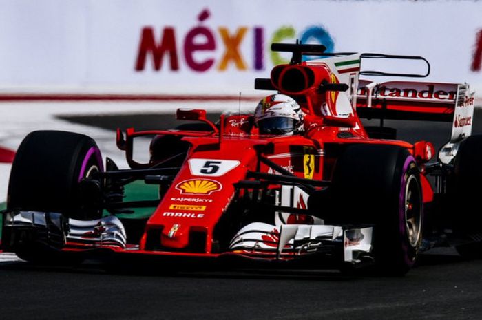 Sebastian Vettel keluar dari perburuan gelar juara F1 setelah hanya finis keempat pada balapan F1 GP Meksiko, Minggu (29/10/2017). 