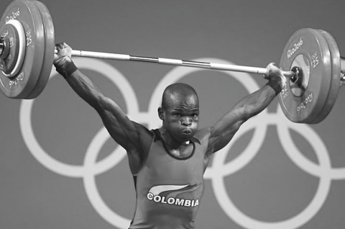Atlet angkat berat Kolombia, Edwin Mosquera Roa, di Olimpiade Rio 2016
