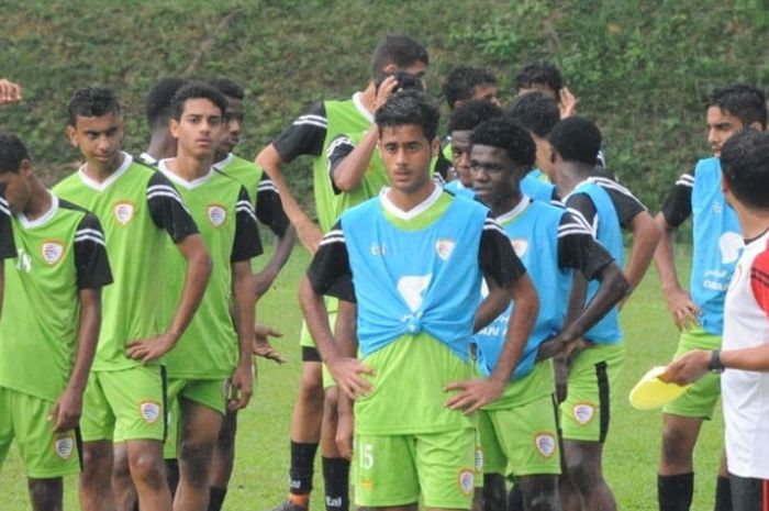 Para pemain Timnas U-16 Oman