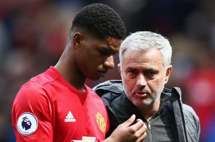 Striker Manchester United, Marcus Rashford, dalam laga kontra Swansea City di Old Trafford pada 30 April 2017