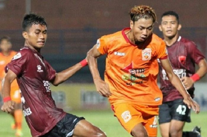 Borneo FC U-19 saat menghadapi PSM Makassar U-19 di Stadion Segiri, Samarinda, Klimantan Timur, Minggu (13/8/2017). 