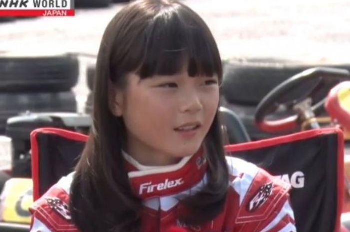 Juju Noda, gadis berusia 11 tahun dari Jepang yang saat ini menjadi pebalap Formula 4. 