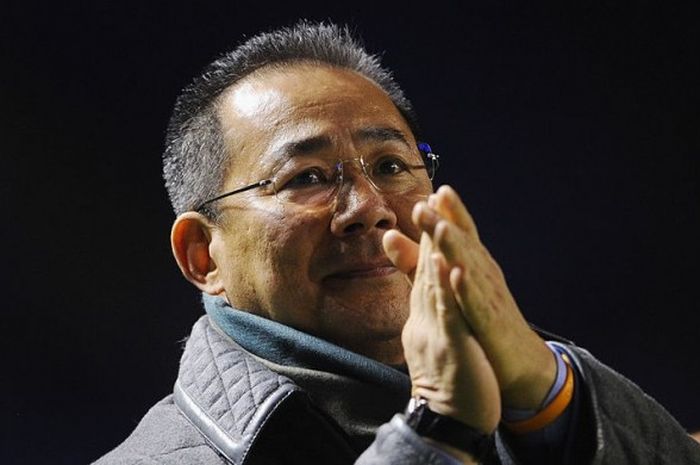 Pemilik Leicester City, Vichai Srivaddhanaprabha, terlihat di Stadion King Power saat klubnya menjamu Watford pada 26 April 2013. 