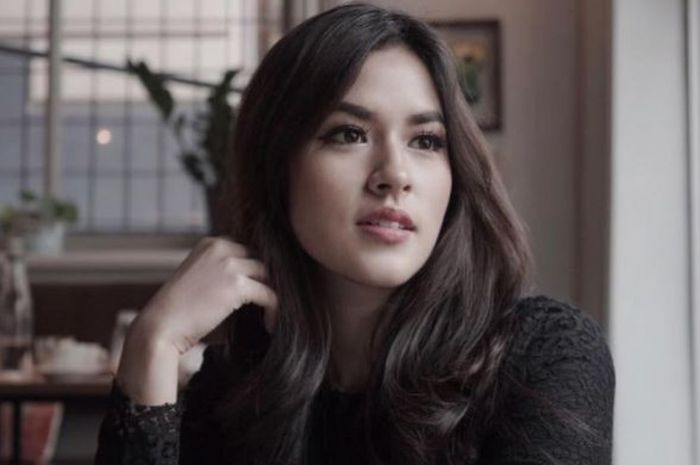 GALERI FOTO - 11 Pose Seksi Penyanyi Cantik Raisa Andriana Saat  Berolahraga, yang Terakhir Bikin Dengkul Cowok-cowok Lemas - Bolasport.com