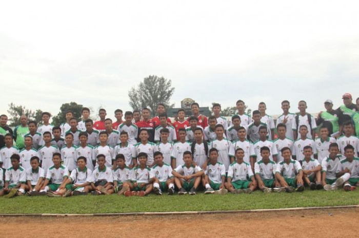 Para pemain yang mengikuti seleksi untuk Timnas Pelajar U-15.