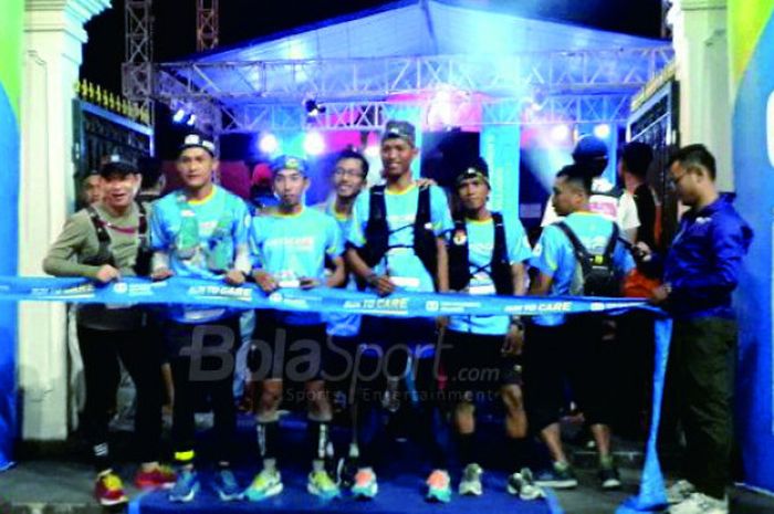 Para peserta Run to Care Yogyakarta-Semarang 150 Km, Jumat (10/8/2018).