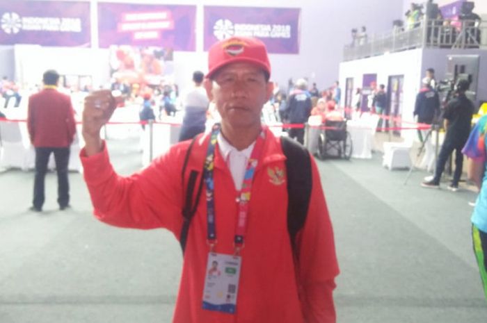 Pelatih Catur Indonesia, Sri Martono, di sela-sela pertandingan hari pertama catur Asian Para Games 2018 di Cempaka Putih Sports Hall, Jakarta, Minggu (7/10/18).