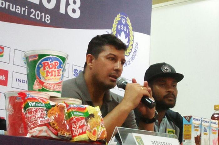 Pelatih Persebaya, Alfredo Vera, setelah laga Piala Presiden melawan PSMS Medan, Sabtu (3/2/2018).