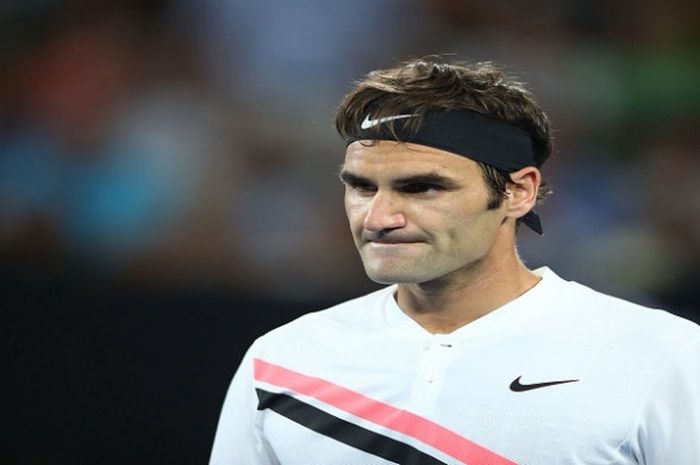 Roger Federer saat menghadapi Marin Cilic pada partai puncak Australian Open 2018, Minggu (28/1/2018).