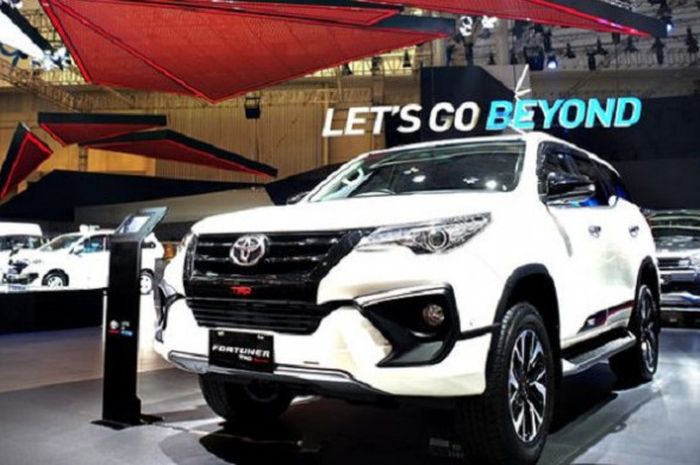 toyota fortuner vrz trd sportivo