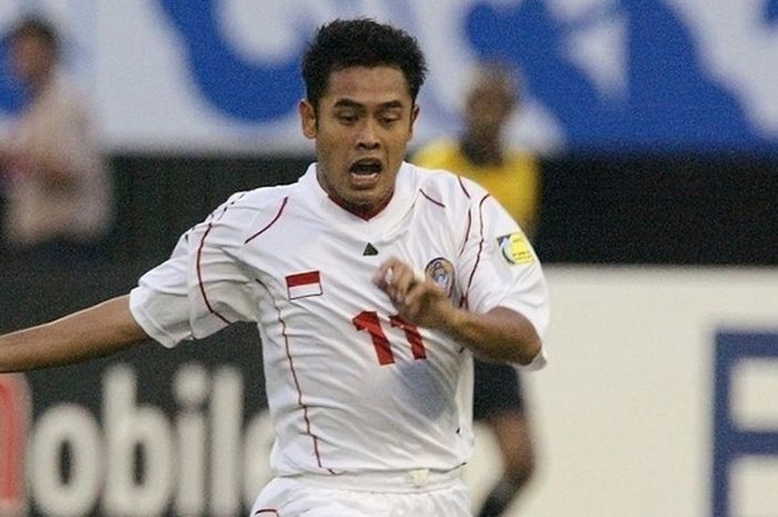 Ponaryo Astaman, bermain untuk timnas Indonesia.